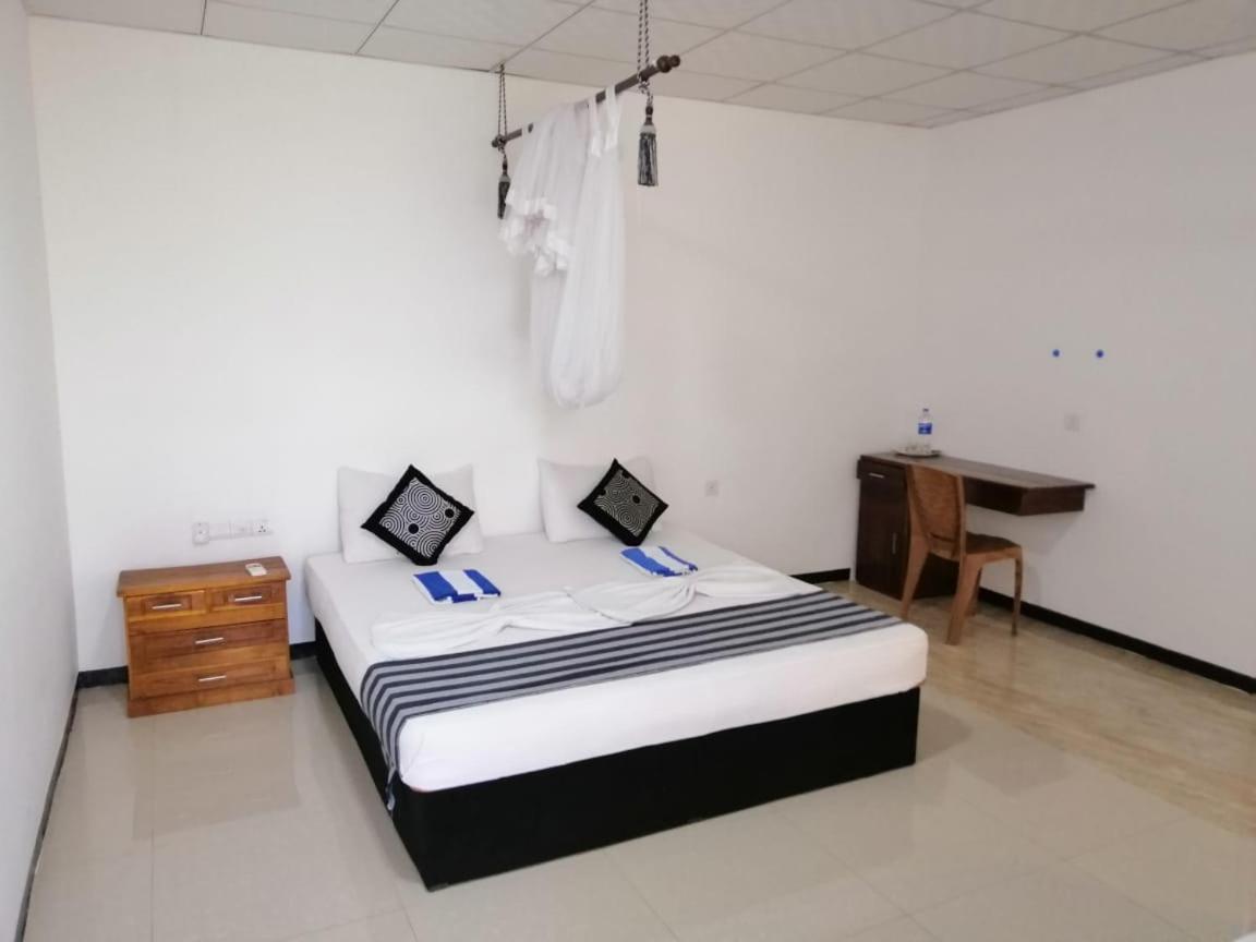 Sudunelum Holiday Resort Anuradhapura Exterior photo