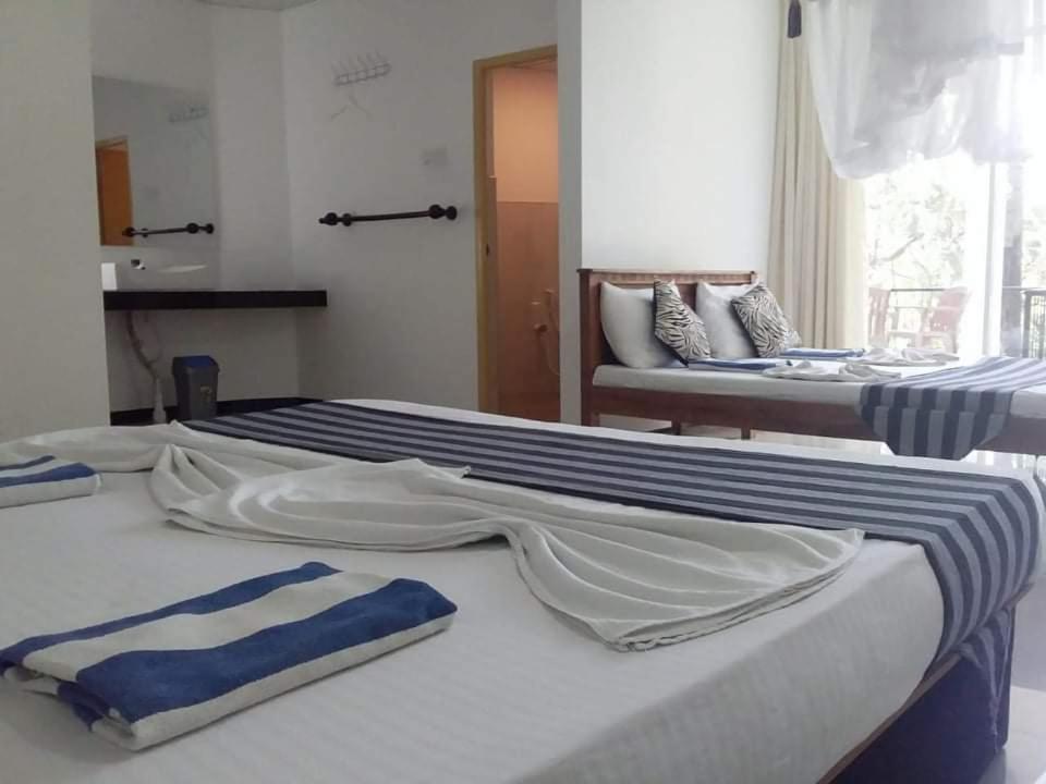 Sudunelum Holiday Resort Anuradhapura Exterior photo