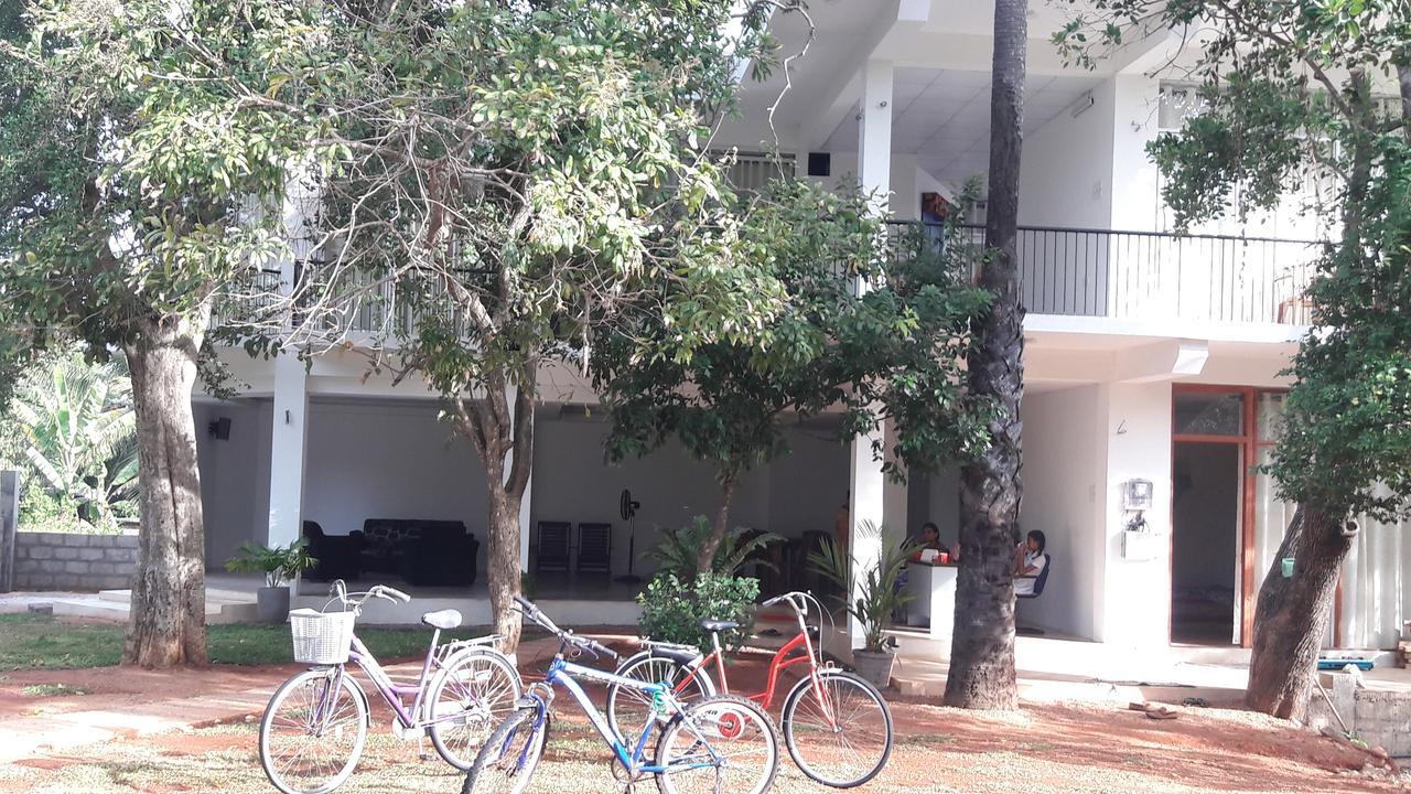 Sudunelum Holiday Resort Anuradhapura Exterior photo
