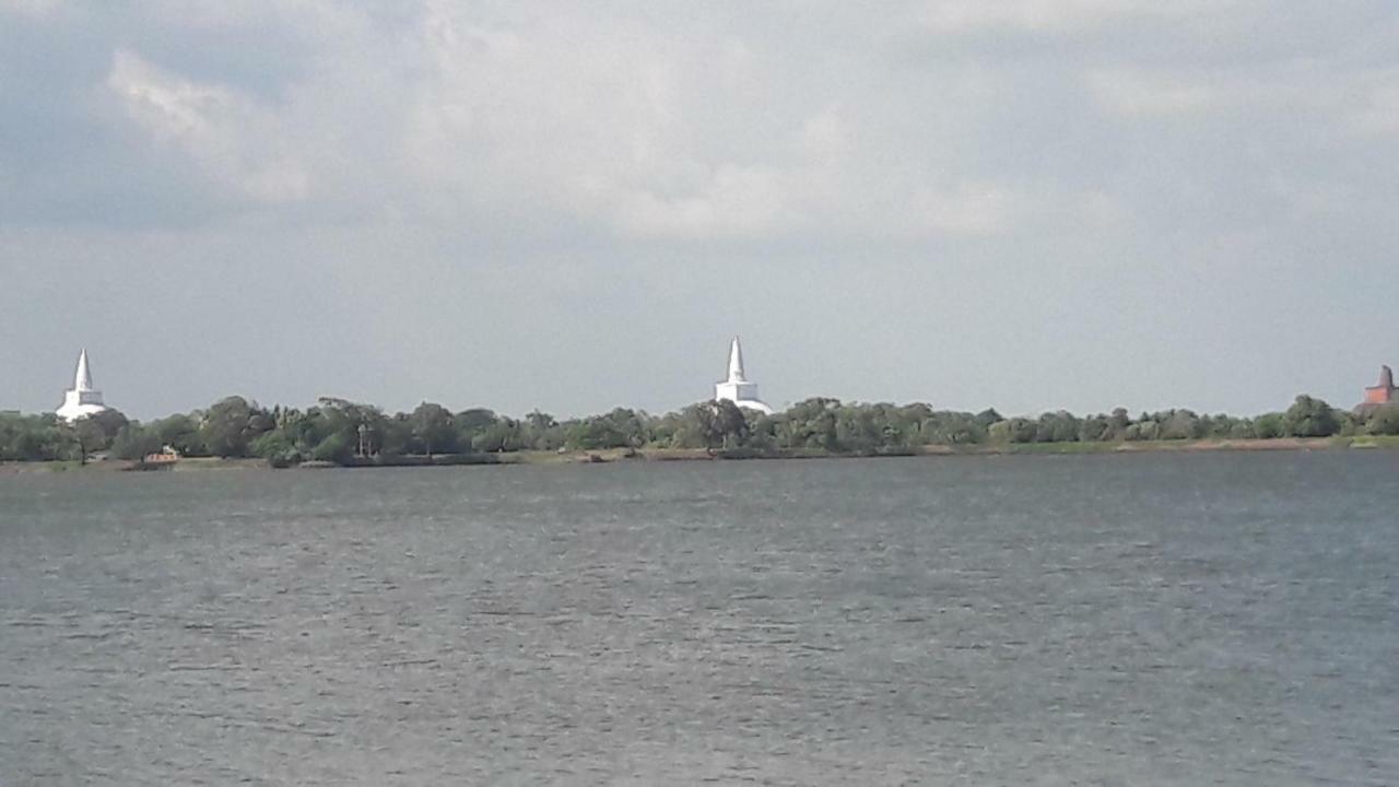 Sudunelum Holiday Resort Anuradhapura Exterior photo
